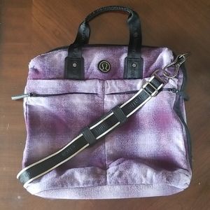 Lululemon Fast in Flight  tote purple plaid wool